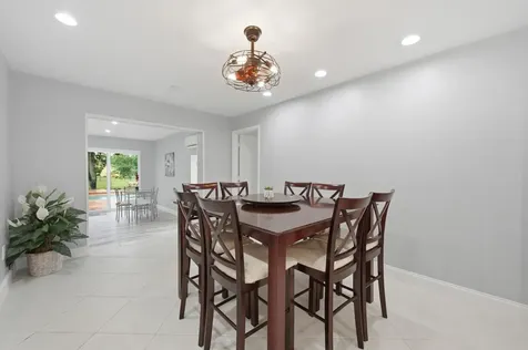 8386 Shadow Wood Boulevard Coral Springs FL 33071