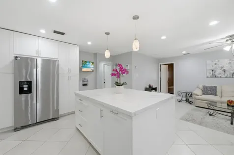 8386 Shadow Wood Boulevard Coral Springs FL 33071