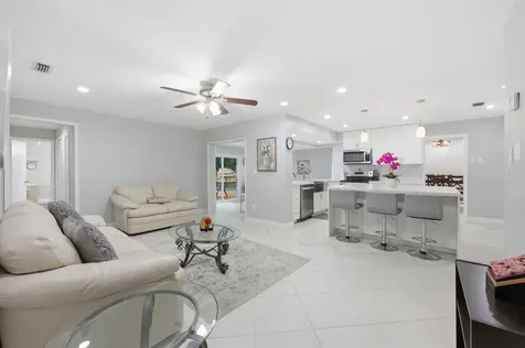 8386 Shadow Wood Boulevard Coral Springs FL 33071