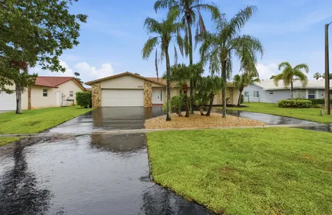 8386 Shadow Wood Boulevard Coral Springs FL 33071
