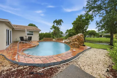 8386 Shadow Wood Boulevard Coral Springs FL 33071