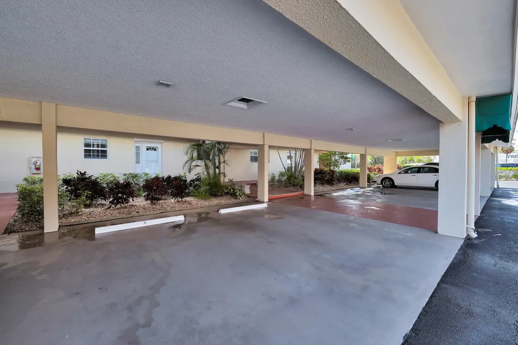 100 Waterway Road Jupiter FL 33469