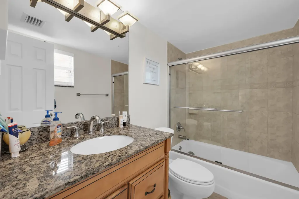 899 SE 2nd Avenue Deerfield Beach FL 33441