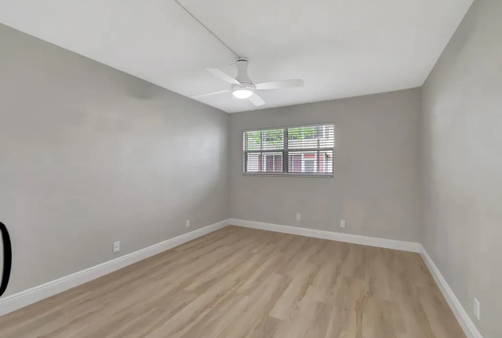 484 Saxony K Way Delray Beach FL 33446