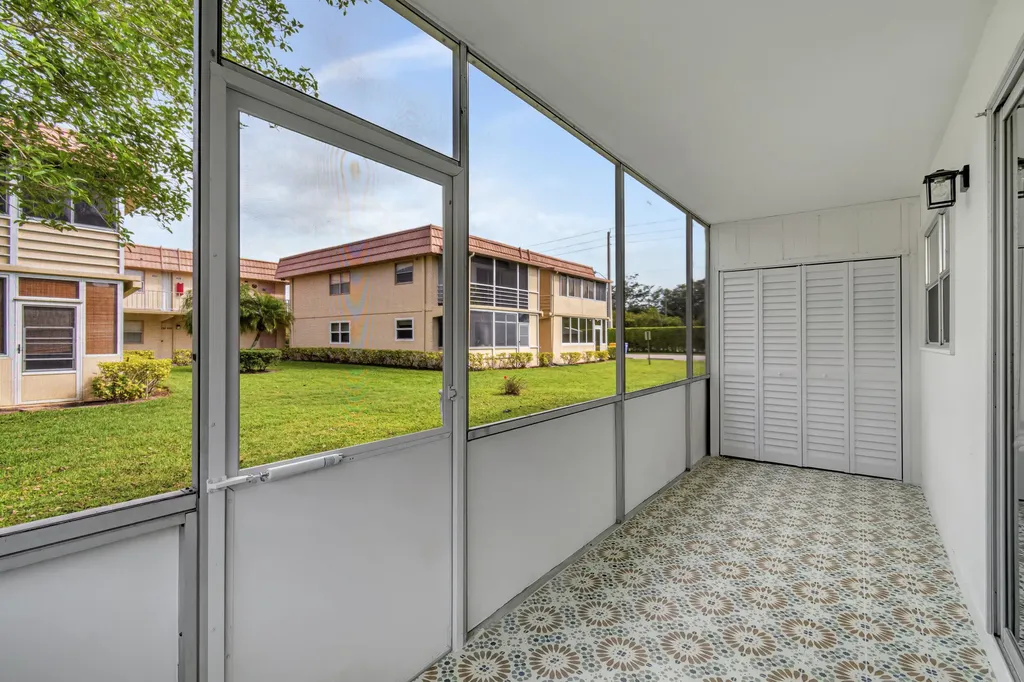 484 Saxony K Way Delray Beach FL 33446