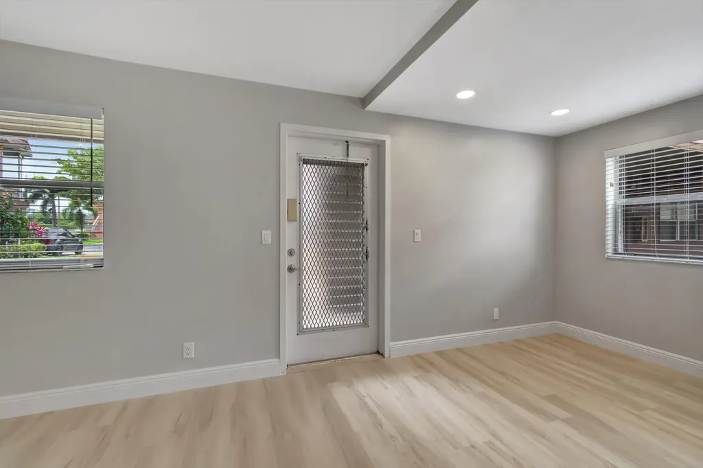 484 Saxony K Way Delray Beach FL 33446
