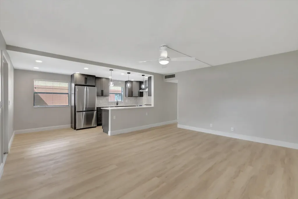 484 Saxony K Way Delray Beach FL 33446