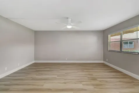 484 Saxony K Way Delray Beach FL 33446