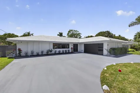 8111 W Lake Drive Lake Clarke Shores FL 33406