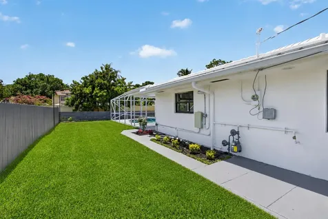 8111 W Lake Drive Lake Clarke Shores FL 33406