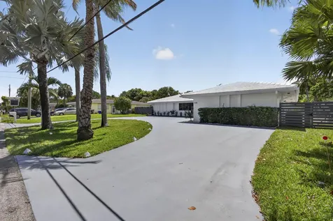8111 W Lake Drive Lake Clarke Shores FL 33406