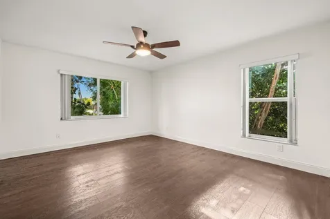 638 SW 4th Avenue Boynton Beach FL 33426