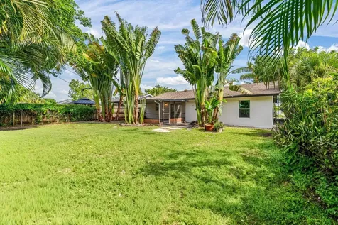 638 SW 4th Avenue Boynton Beach FL 33426