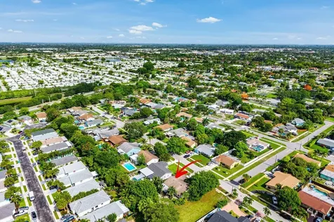 638 SW 4th Avenue Boynton Beach FL 33426