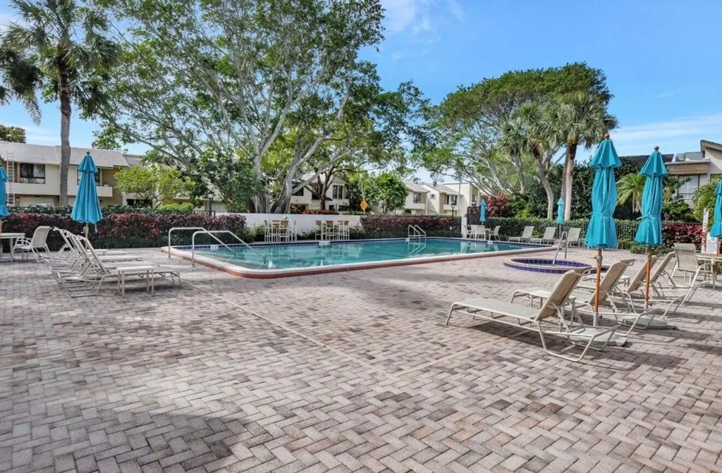 6078 Glendale Drive Boca Raton FL 33433