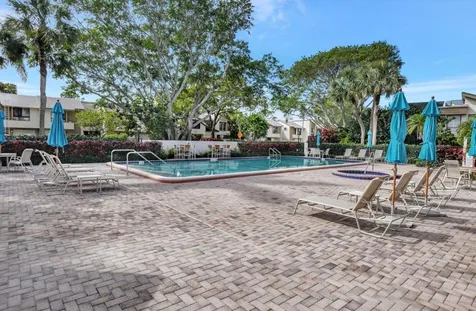 6078 Glendale Drive Boca Raton FL 33433