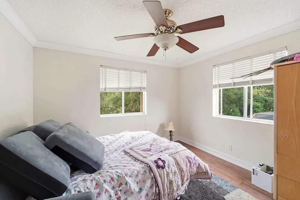 10710 NW 54th Place Coral Springs FL 33076