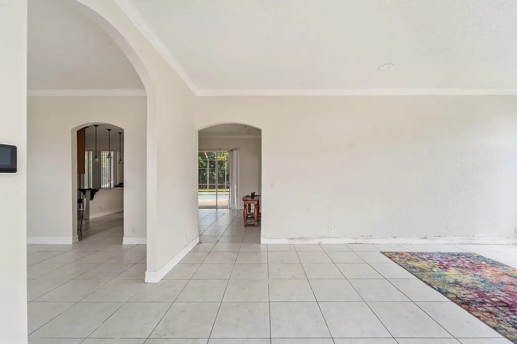 10710 NW 54th Place Coral Springs FL 33076