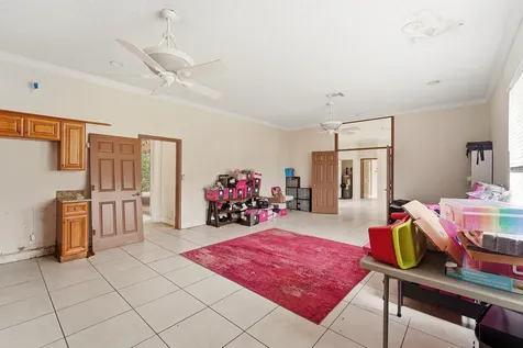 10710 NW 54th Place Coral Springs FL 33076