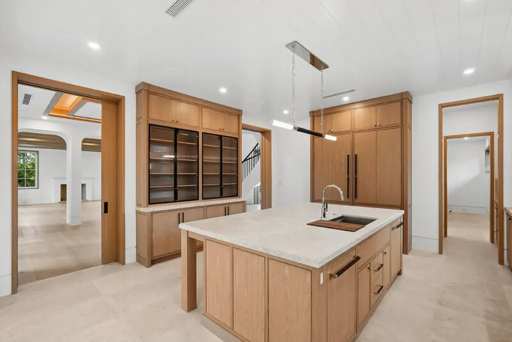 125 Worth Court N West Palm Beach FL 33405