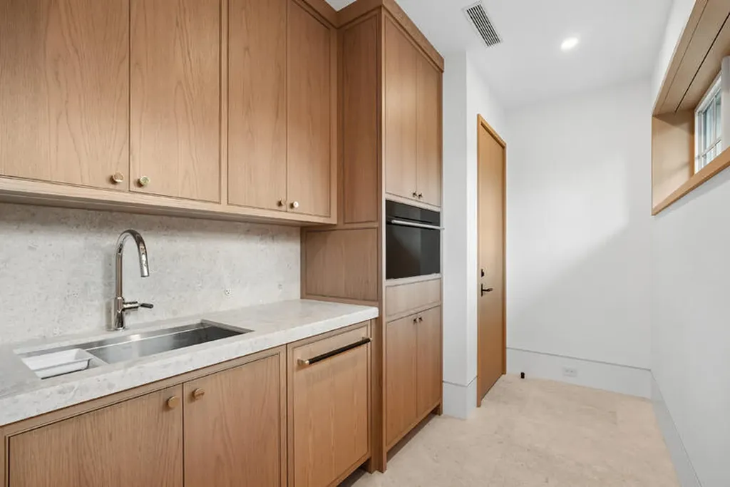 125 Worth Court N West Palm Beach FL 33405