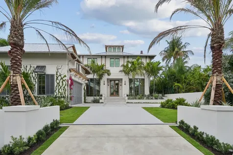 125 Worth Court N West Palm Beach FL 33405