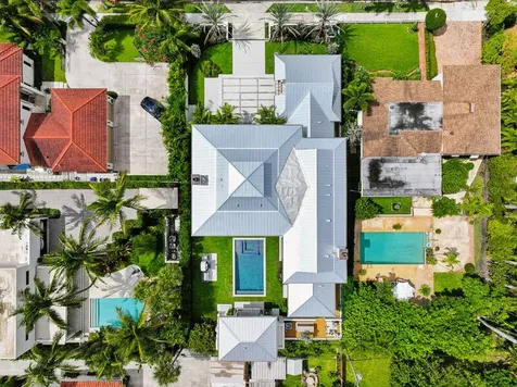 125 Worth Court N West Palm Beach FL 33405