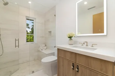 125 Worth Court N West Palm Beach FL 33405