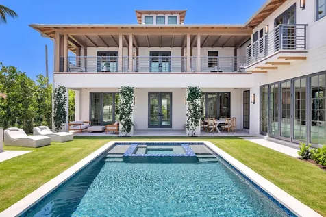 125 Worth Court N West Palm Beach FL 33405