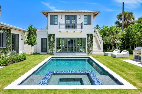 125 Worth Court N West Palm Beach FL 33405