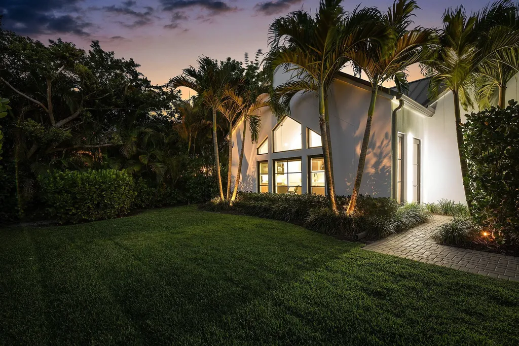 1275 N Swinton Avenue Delray Beach FL 33444