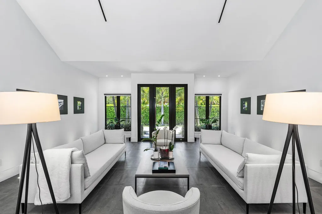 1275 N Swinton Avenue Delray Beach FL 33444