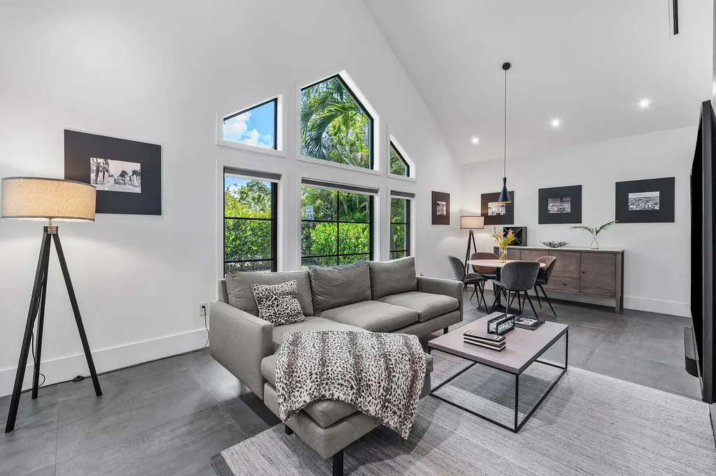 1275 N Swinton Avenue Delray Beach FL 33444