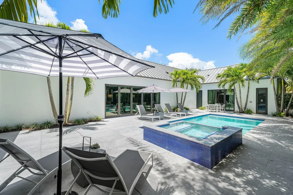 1275 N Swinton Avenue Delray Beach FL 33444