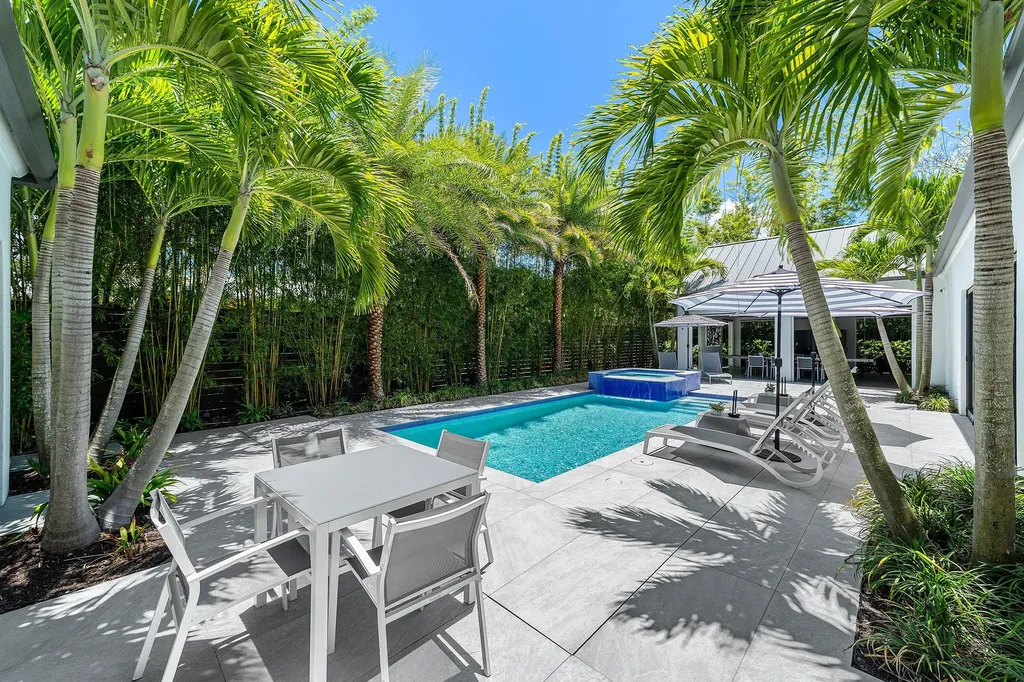 1275 N Swinton Avenue Delray Beach FL 33444