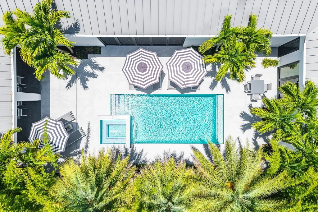 1275 N Swinton Avenue Delray Beach FL 33444