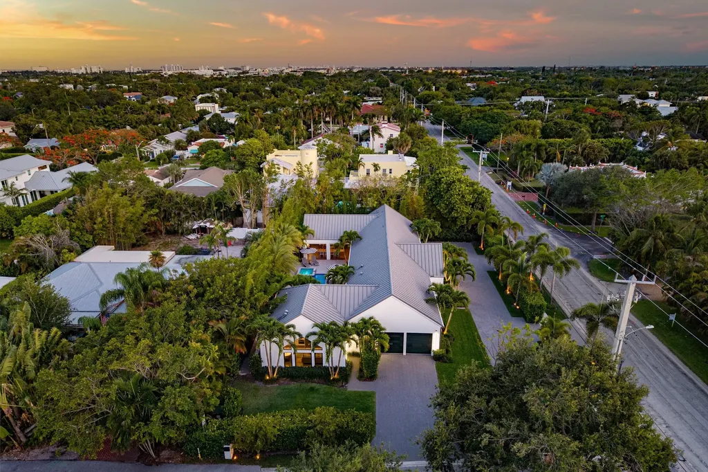 1275 N Swinton Avenue Delray Beach FL 33444