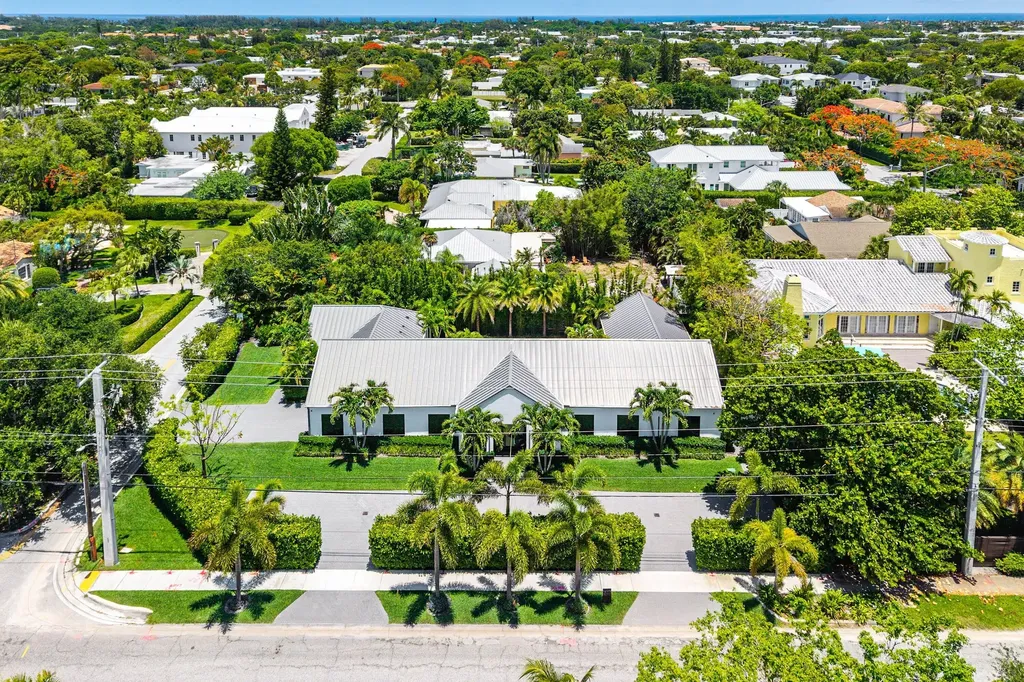 1275 N Swinton Avenue Delray Beach FL 33444