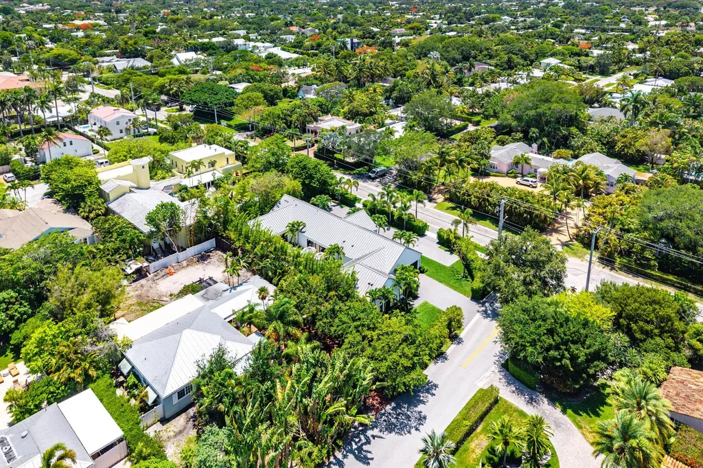1275 N Swinton Avenue Delray Beach FL 33444