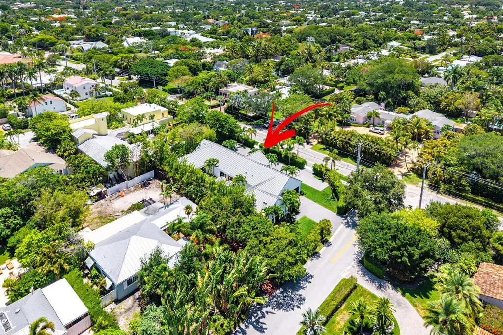 1275 N Swinton Avenue Delray Beach FL 33444