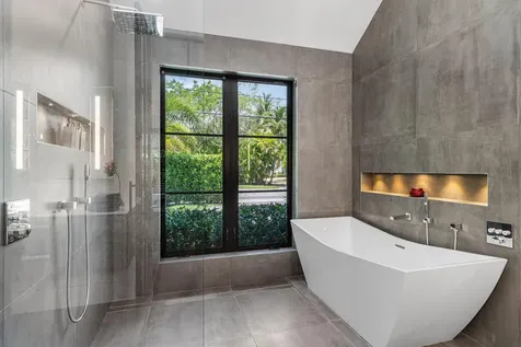 1275 N Swinton Avenue Delray Beach FL 33444