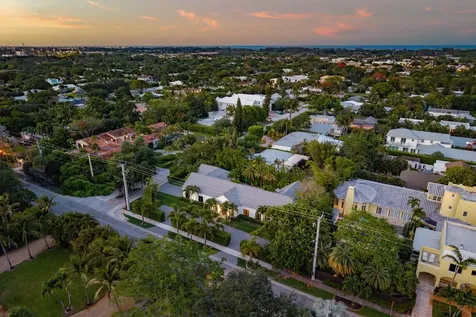 1275 N Swinton Avenue Delray Beach FL 33444