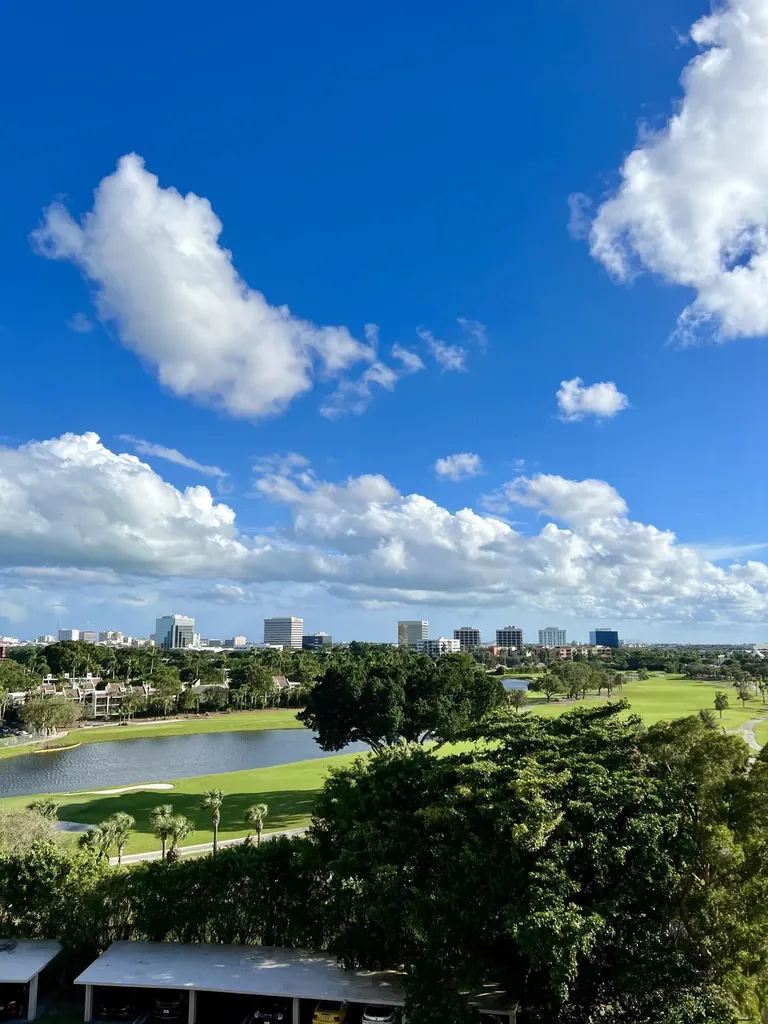 2425 Presidential Way West Palm Beach FL 33401