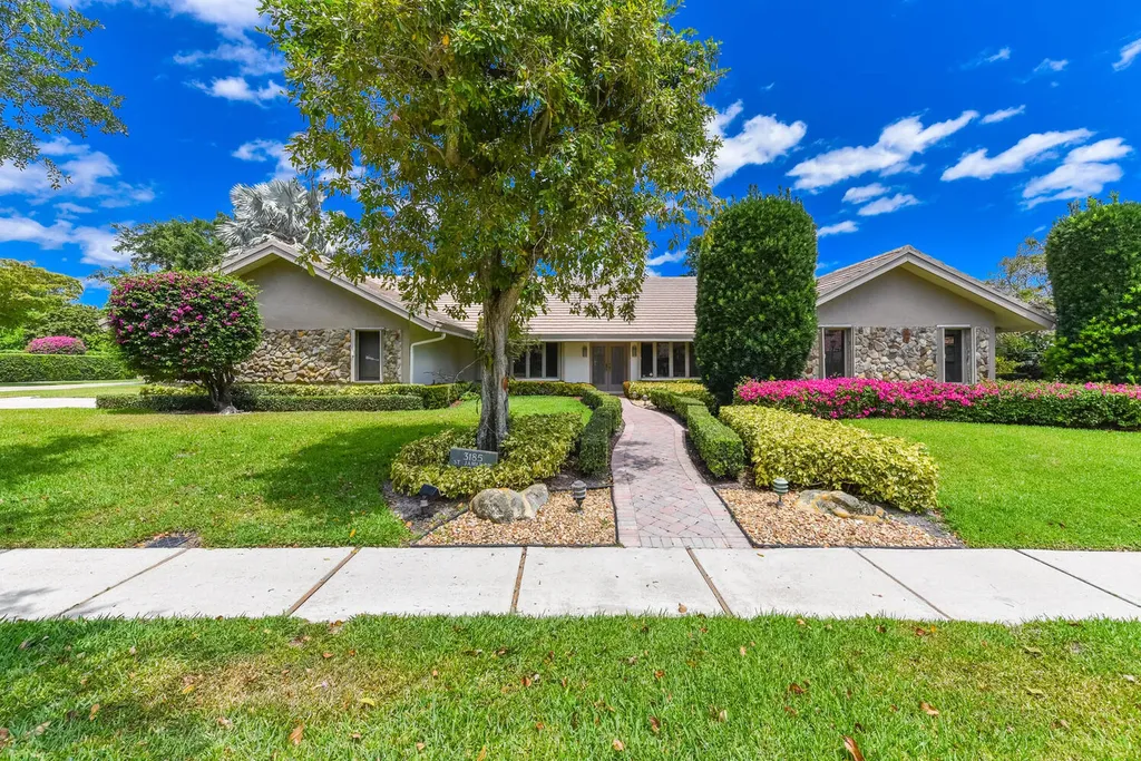 3185 St James Drive Boca Raton FL 33434