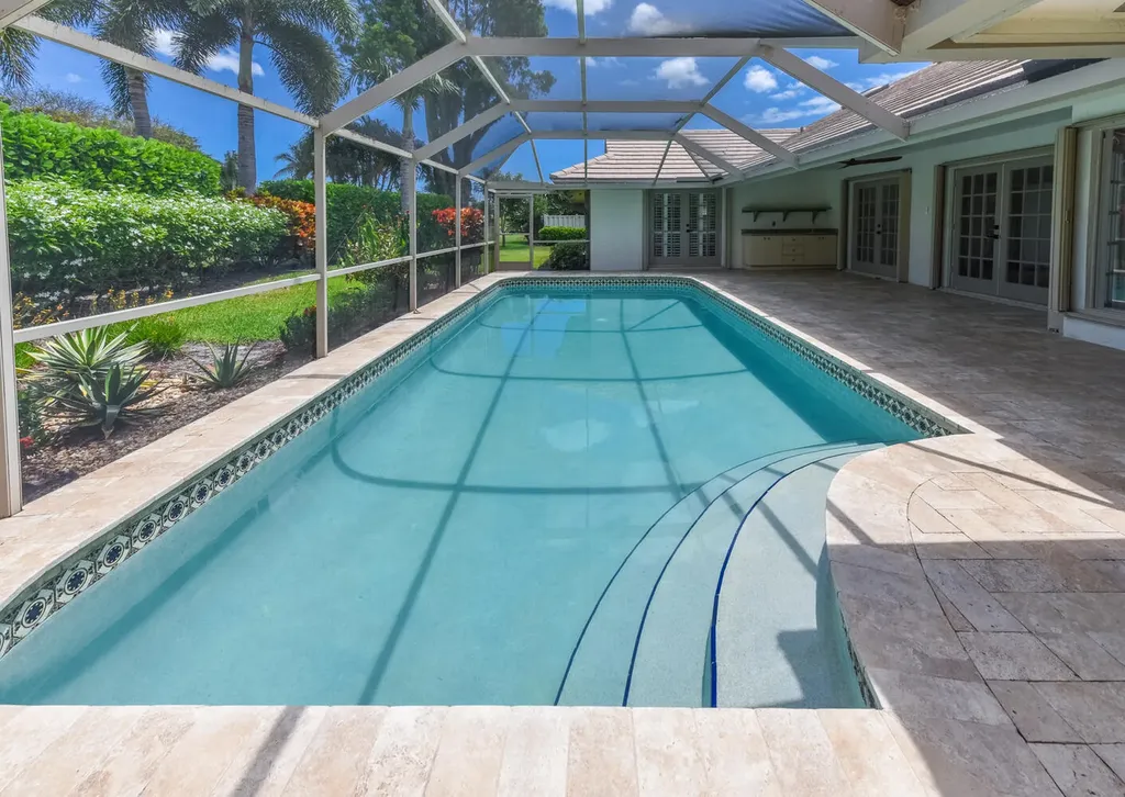 3185 St James Drive Boca Raton FL 33434