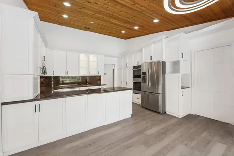3185 St James Drive Boca Raton FL 33434