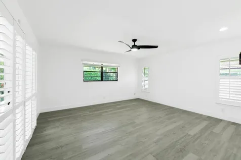 3185 St James Drive Boca Raton FL 33434