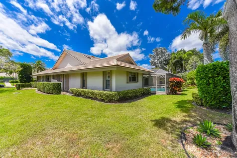 3185 St James Drive Boca Raton FL 33434