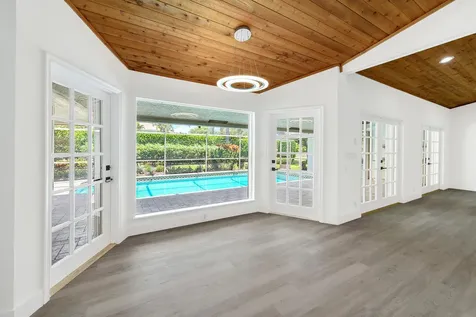 3185 St James Drive Boca Raton FL 33434