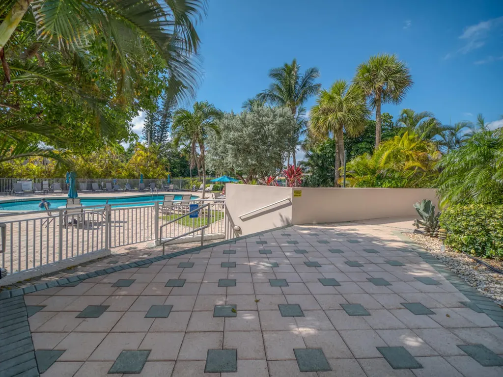 2851 S Ocean Boulevard Boca Raton FL 33432